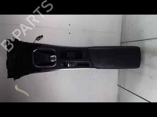 Console centrale RENAULT MEGANE IV Hatchback (B9A/M/N_) 1.5 dCi 110 (B9A3) (110 hp) 8961596