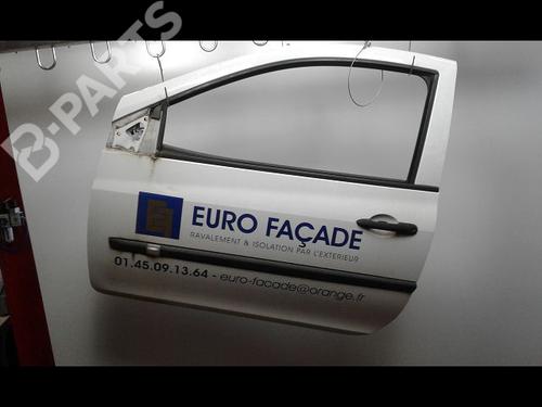 Used Left front door RENAULT CLIO III (BR0/1, CR0/1) 1.5 dCi (75 hp) 8972584