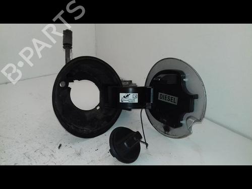 Fuel flap RENAULT CLIO IV (BH_) 1.5 dCi 75 | BP22213761C131 