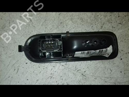 switch-renault-twingo-ii-cn0_-2007-40241629 main image