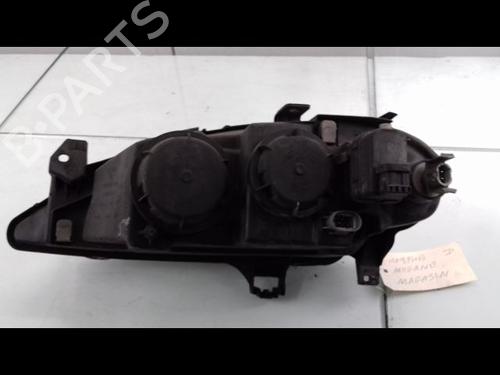 Used Right headlight RENAULT MEGANE I Coach (DA0/1_) 1.9 dCi (DA05, DA1F) (102 hp) 8962371