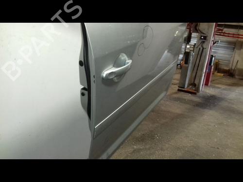 Used Right front door VW TOURAN (1T1, 1T2) 1.6 FSI (115 hp) 30949709