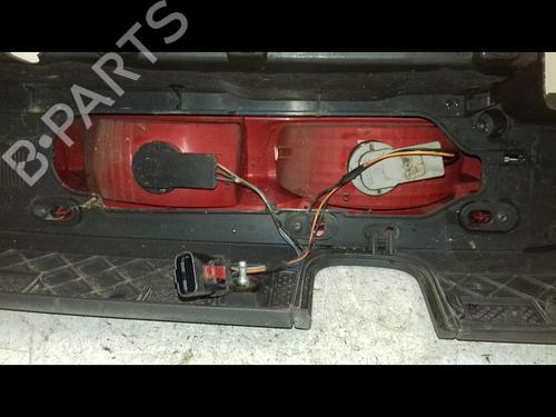 Used Right taillight RENAULT TRAFIC II Van (FL) 2.0 dCi 90 (FL0H, FL00, FL01, FL0M, FL0P, FL0S) (90 hp) 31347955