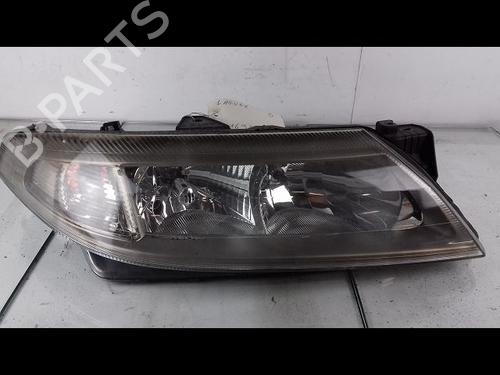 Used Right headlight RENAULT LAGUNA II (BG0/1_) 2.2 dCi (BG0F) (150 hp) 8961677