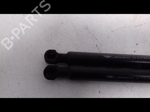 other-renault-megane-iv-hatchback-b9amn_-13-tce-140-b9nb-904511213r-2015-14888079 main image