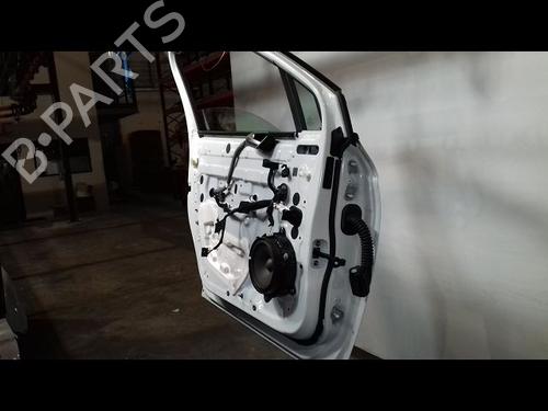 left-front-door-renault-clio-v-b7_-2019-31634403 main image