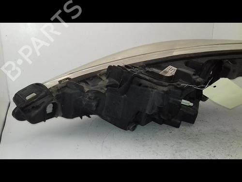Used Right headlight PEUGEOT 207 (WA_, WC_) 1.6 HDi (90 hp) 30950115