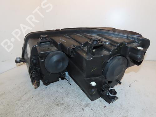 Used Right headlight Right headlight VW TOURAN (1T3) 1.6 TDI (105 hp) 33562270 33562270