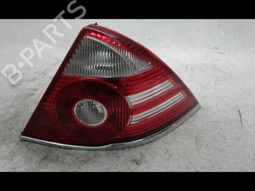 Right taillight FORD MONDEO III (B5Y) 1.8 16V | BP23196378C35 