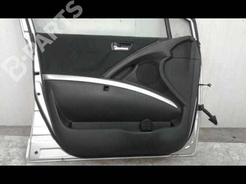 Left front door TOYOTA COROLLA Verso (ZER_, ZZE12_, R1_) 2.2 D-4D (AUR10_, AUR10R) | BP8965588C2 