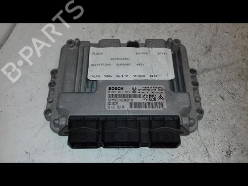Electronic module CITROËN C4 I (LC_) 1.6 HDi | BP33135829M83 - Image 4