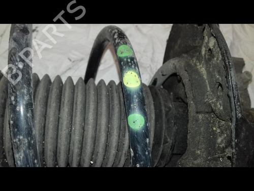 Used Right front shock absorber RENAULT CLIO V (B7_) 1.5 Blue dCi 85 (B7AG) (86 hp) 29223473