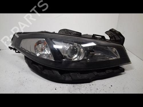 Right headlight RENAULT LAGUNA II (BG0/1_) 2.0 dCi (BG1T) | BP23196186C29