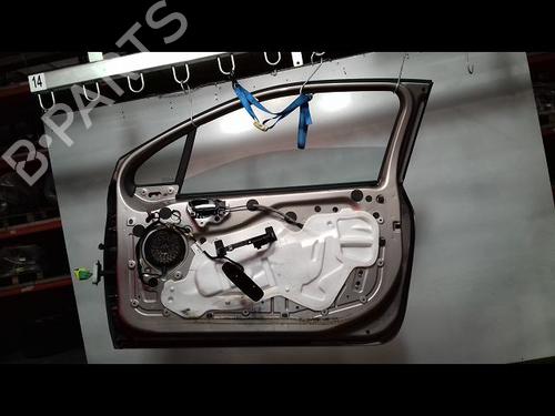 Right front door PEUGEOT 208 I (CA_, CC_) 1.2 VTI 82 | BP22997502C3