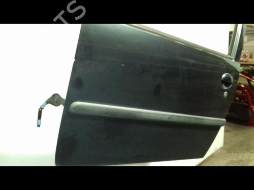 Left front door PEUGEOT 107 (PM_, PN_) 1.0 | BP16277788C2