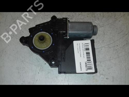 Used Left front window motor Left front window motor VW TOURAN (1T3) 2.0 TDI (140 hp) 33136257 33136257