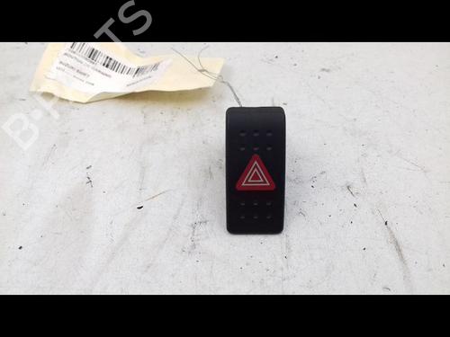 warning-switch-suzuki-swift-iii-mz-ez-13-rs413-zc11s-3743062j00p4z-2005-15200212 main image