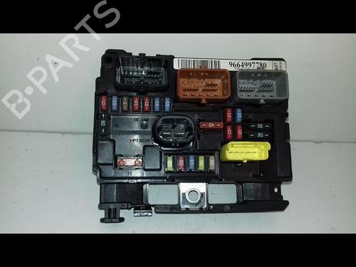 Used Fuse box PEUGEOT 207 (WA_, WC_) 1.4 16V (95 hp) 21008294