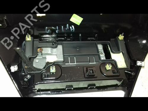 display-monitor-peugeot-208-hatchback-van-cr_-2013-2014-2015-2016-2017-2018-2019-36171342 main image