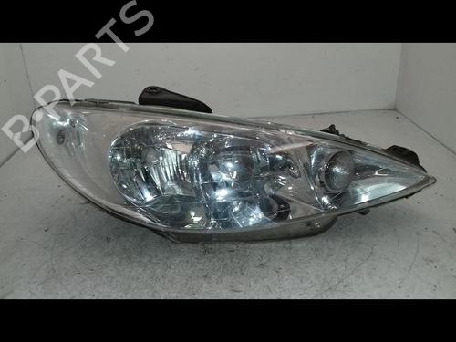 Used Right headlight Right headlight PEUGEOT 206+ (2L_, 2M_) 1.4 i (2LKFWA, 2MKFWA) (75 hp) 36028500 36028500