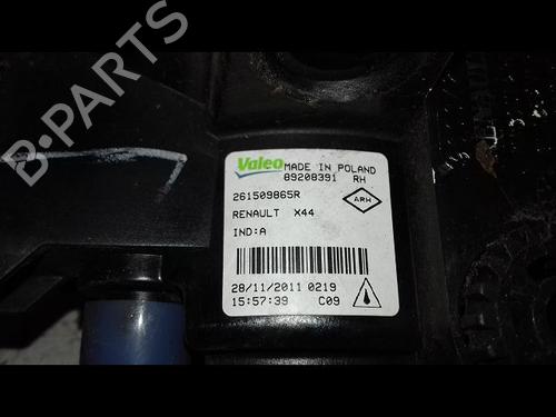 Used Right front fog light Right front fog light RENAULT TWINGO II (CN0_) 1.2 16V (CN04, CN0B) (75 hp) 31347886 31347886