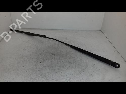 Used Front windshield wiper arm Front windshield wiper arm 38428525 38428525