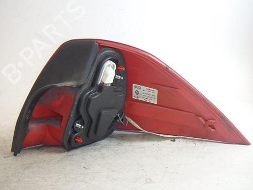 Used Left taillight RENAULT MEGANE II Saloon (LM0/1_) 1.9 dCi (131 hp) 8961078