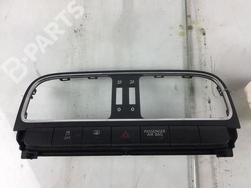 Used Warning switch VW POLO V (6R1, 6C1) 1.6 TDI (90 hp) 8969723
