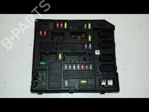 Used Fuse box RENAULT SCÉNIC III (JZ0/1_) 1.9 dCi (JZ0J, JZ1J, JZ1K, JZ1S) (131 hp) 19441002