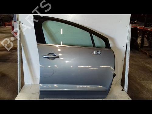 Used Right front door PEUGEOT 5008 (0U_, 0E_) 1.6 HDi (110 hp) 29224979