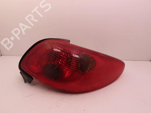 Used Right taillight PEUGEOT 206 CC (2D) 1.6 16V (2DNFUF, 2DNFUR) (109 hp) 17051561