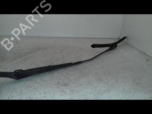 Used Front windshield wiper arm Front windshield wiper arm 39626926 39626926