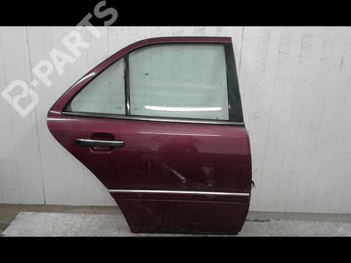 Used Right rear door MERCEDES-BENZ C-CLASS (W202) C 220 D (202.121) (95 hp) 8965491
