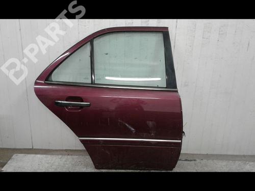 Right rear door MERCEDES-BENZ C-CLASS (W202) C 220 D (202.121) (95 hp) 8965491