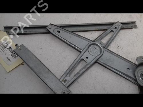 Used Front right window mechanism TOYOTA COROLLA (_E12_) 1.4 D (NDE120_, NDE120R) (90 hp) 8974033