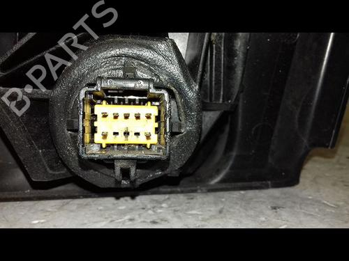 Used Right mirror RENAULT MEGANE II (BM0/1_, CM0/1_) 1.5 dCi (BM0F, BM0T, BM2B, CM0F, CM0T) (82 hp) 8963870