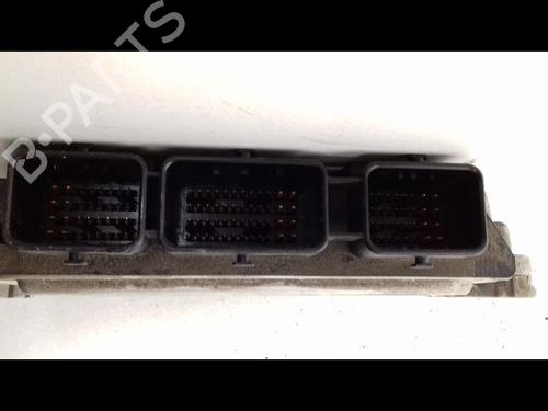 engine-control-unit-ecu-peugeot-1007-km_-16-hdi-1942cy-2005-9494791 main image