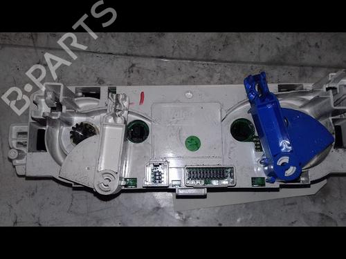 Used Climate control RENAULT MEGANE III Hatchback (BZ0/1_, B3_) 1.5 dCi (BZ0C) (90 hp) 8969728