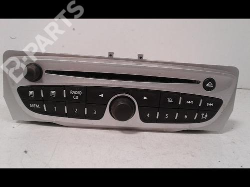 Used Radio RENAULT SCÉNIC III (JZ0/1_) 1.5 dCi (106 hp) 8974290
