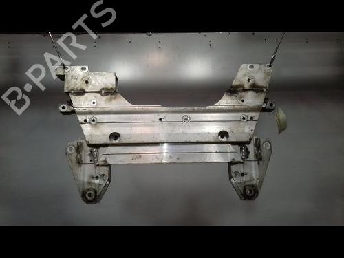 Used Subframe PEUGEOT 2008 II (UD_, US_, UY_, UJ_, UR_, UC_) 1.2 PureTech 130 (USHNS, URHNS) (130 hp) 21946785