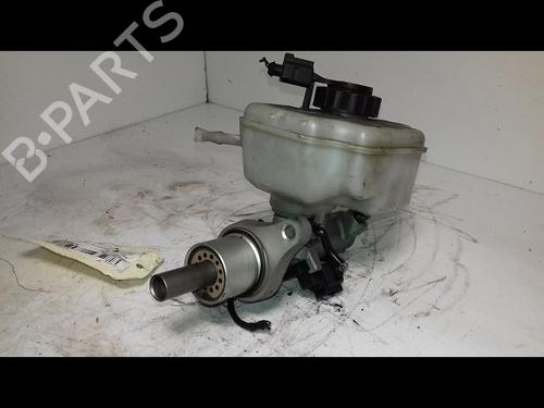 Used Brake master cylinder VW TOURAN (1T1, 1T2) 2.0 TDI 16V (140 hp) 16277754