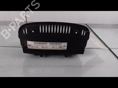 Used Instrument cluster BMW 5 (E60) 525 d (163 hp) 8970617