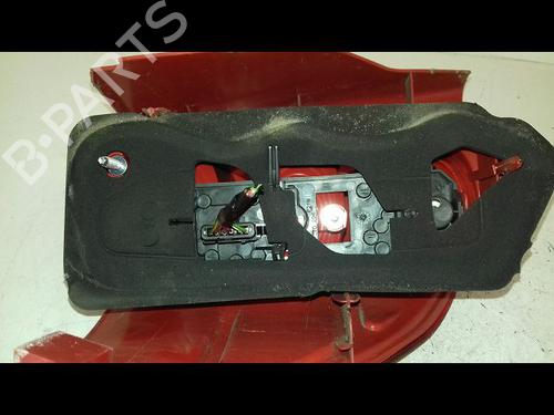 Right taillight PEUGEOT 1007 (KM_) 1.6 16V | BP29216898C35 