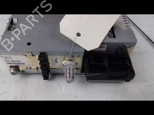 Used Radio RENAULT LAGUNA III (BT0/1) 1.5 dCi (BT00, BT0A, BT0T, BT1J) (110 hp) 8969932