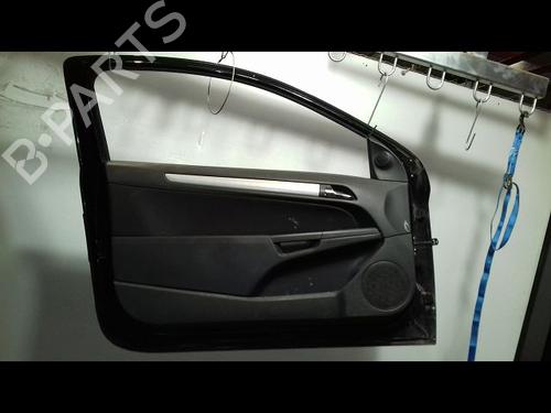 Left front door OPEL ASTRA H GTC (A04) 1.9 CDTi 16V (L08) | BP19326748C2 