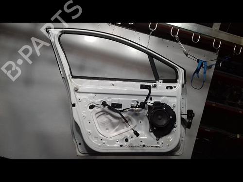 Used Left front door RENAULT CLIO IV (BH_) 1.5 dCi 75 (75 hp) 19725795