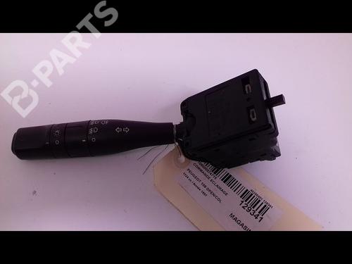 Used Headlight switch PEUGEOT 106 II (1A_, 1C_) 1.1 i (60 hp) 10342023