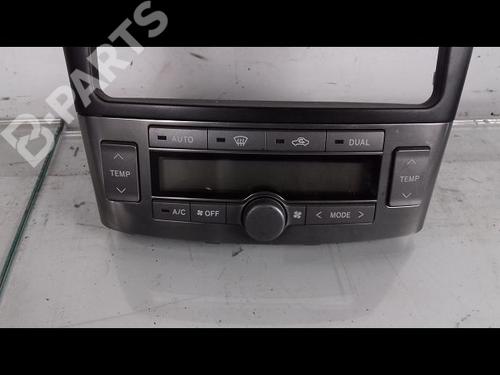 Used Climate control TOYOTA AVENSIS Estate (_T25_) 2.0 D-4D (ADT250_, ADT250R) (126 hp) 8970210