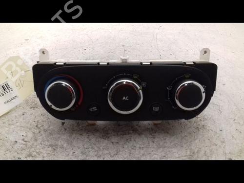 Used Climate control Climate control 38761449 38761449