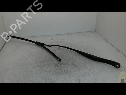 Used Front windshield wiper arm Front windshield wiper arm 37083657 37083657